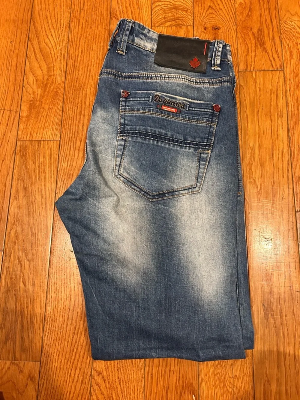 DSquared2 Men's Blue Distressed Slim Fit Denim Jeans Size 34 Plaid Pocket Lining